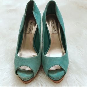 Steve Madden pump
